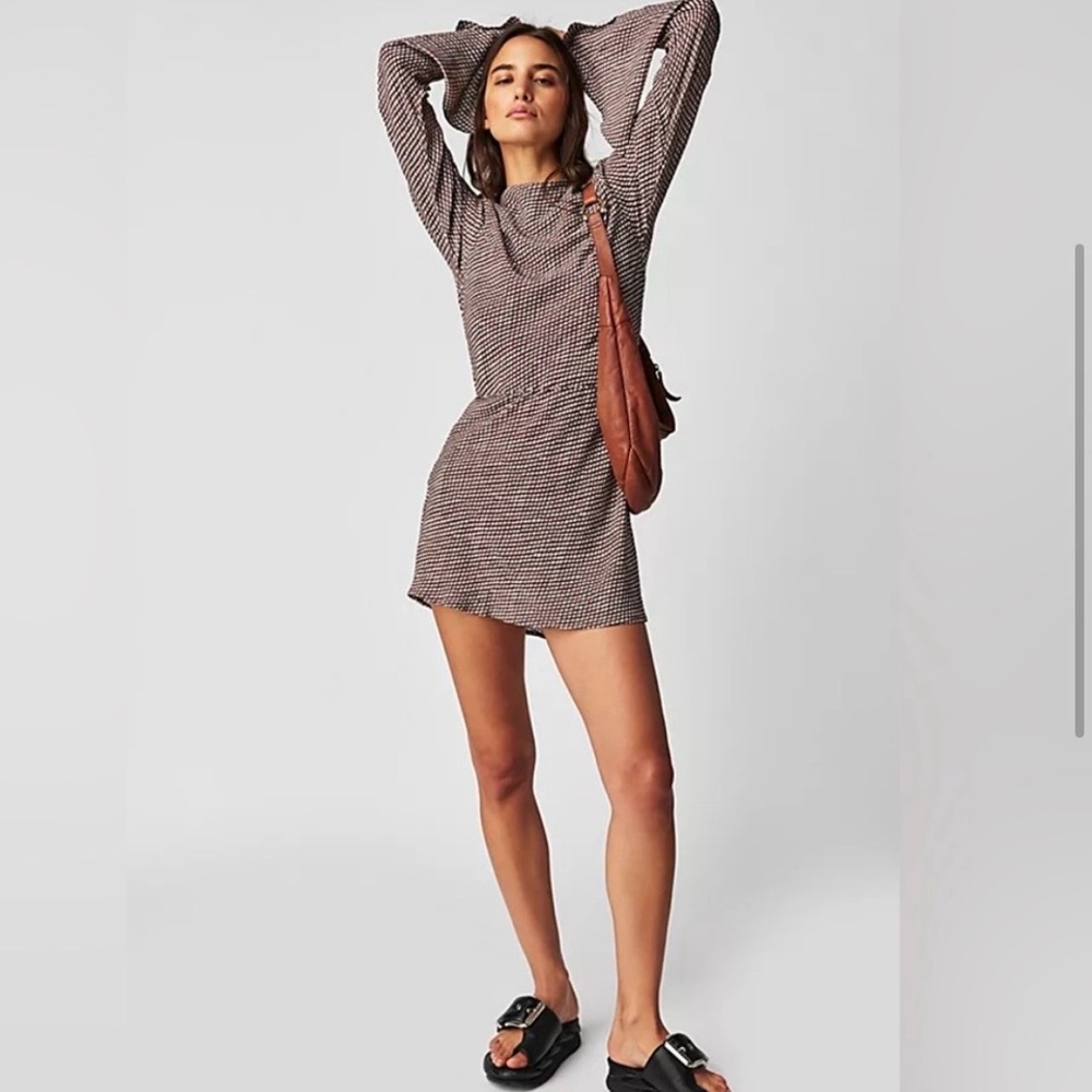 NWT Summer Away ‘May’s’ dress size Small
